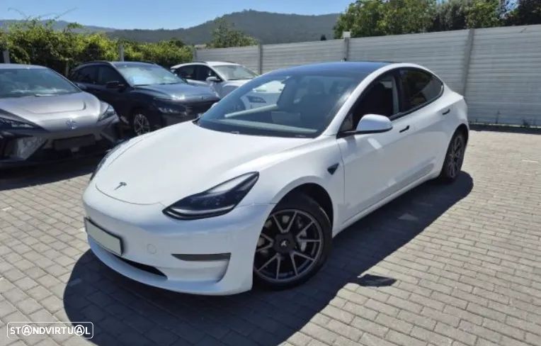 Tesla Model 3 Standard Range Plus RWD - 1