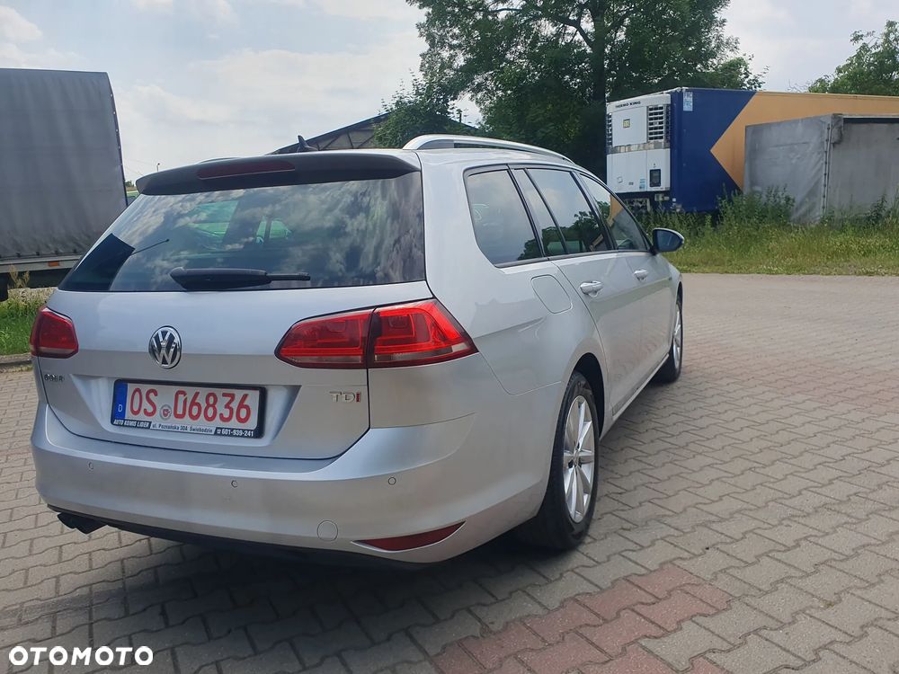 Volkswagen Golf 2.0 TDI BlueMotion Technology Lounge - 3