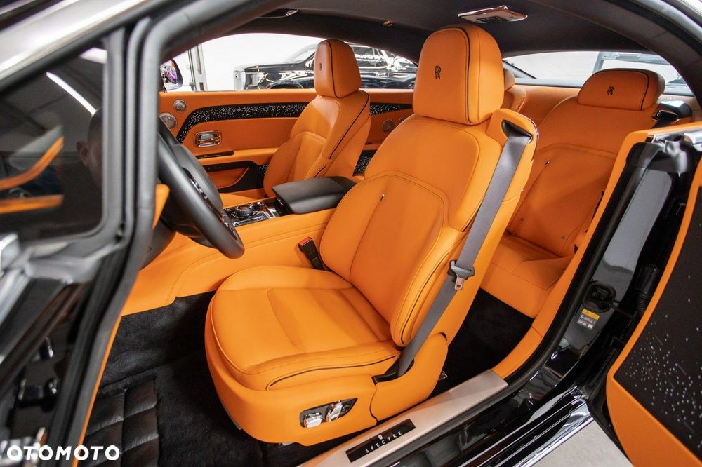 Rolls-Royce Spectre - 35