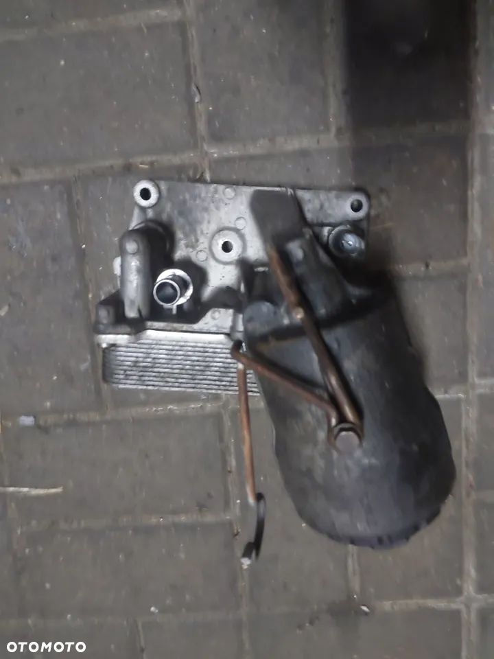 Podstawa obudowa chłodniczka olejowa vw t5 2.5 tdi - 2