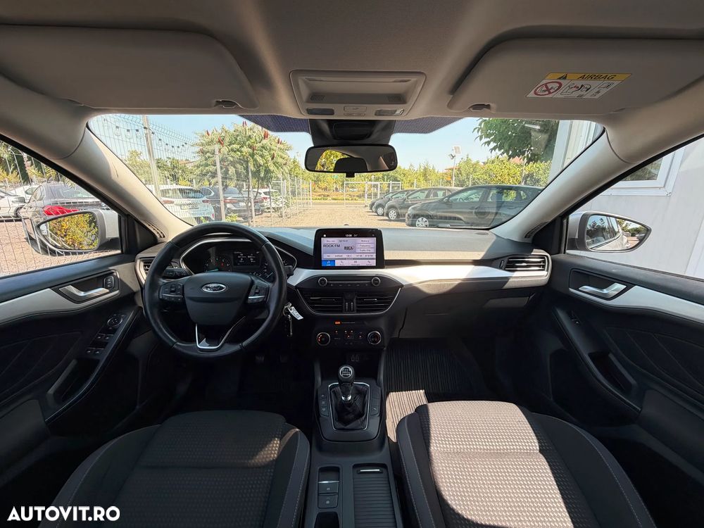 Ford Focus 1.0 EcoBoost Trend Edition - 9