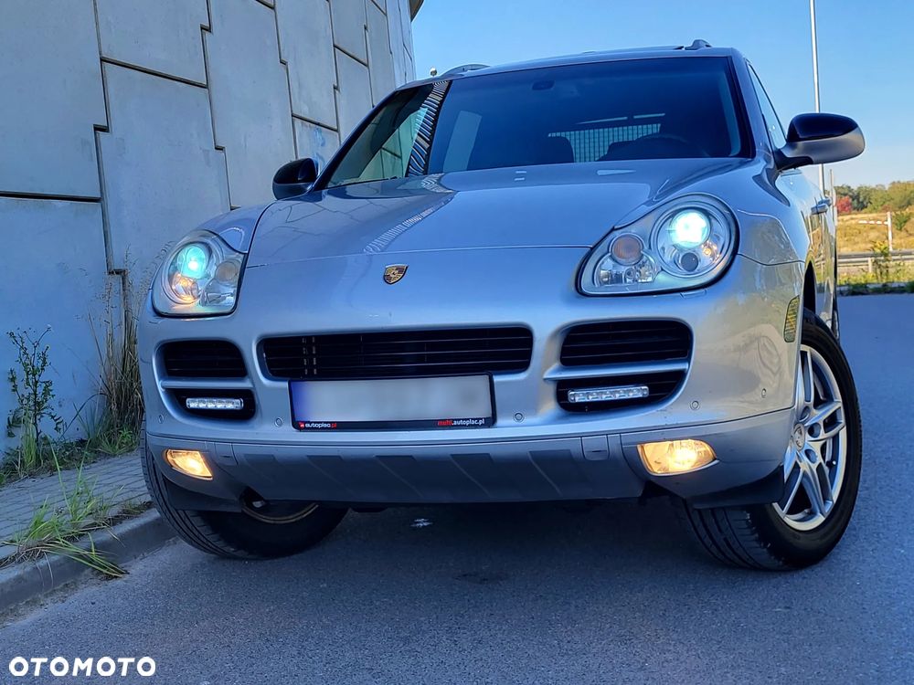 Porsche Cayenne S Tiptronic - 1