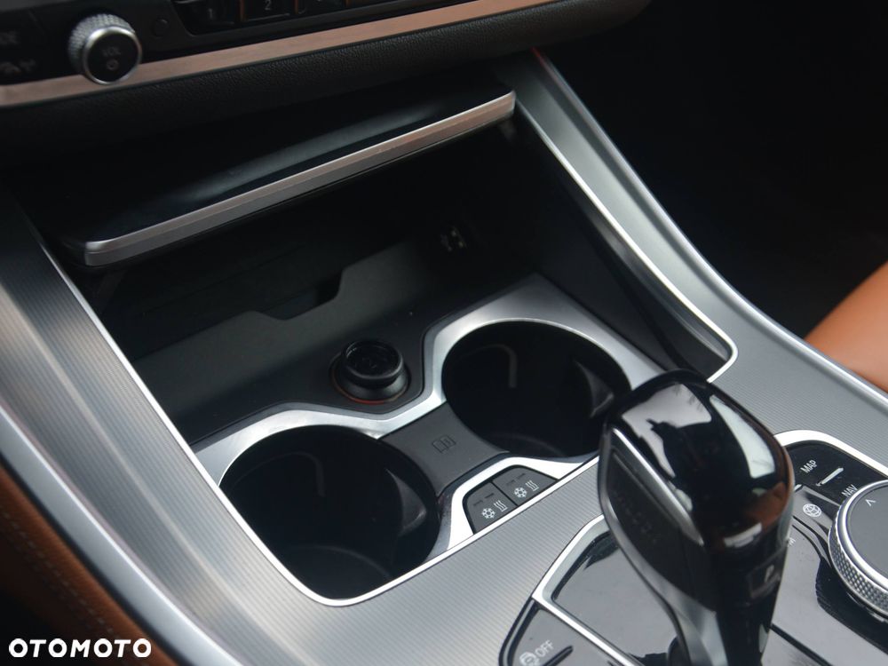 BMW X5 xDrive25d Sport-Aut - 9