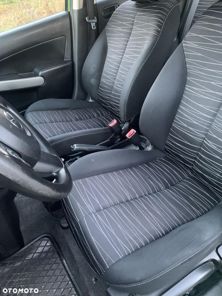 Mazda 2 1.3 Exclusive - 6