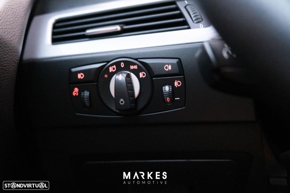 BMW 520 d Executive - 27