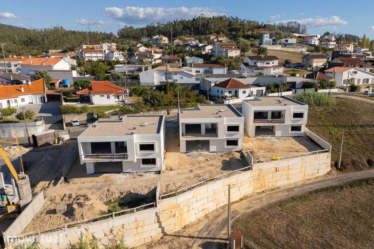 Moradia V3+1 - O Melhor Pôr do Sol - Grande imagem: 4/31