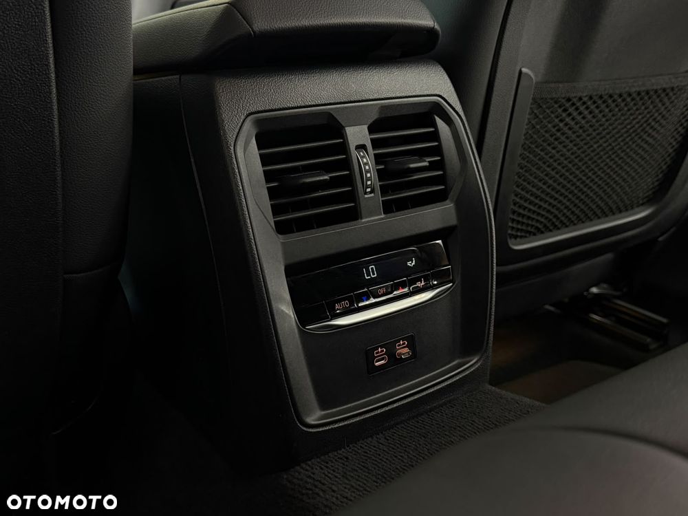 BMW Seria 3 - 23