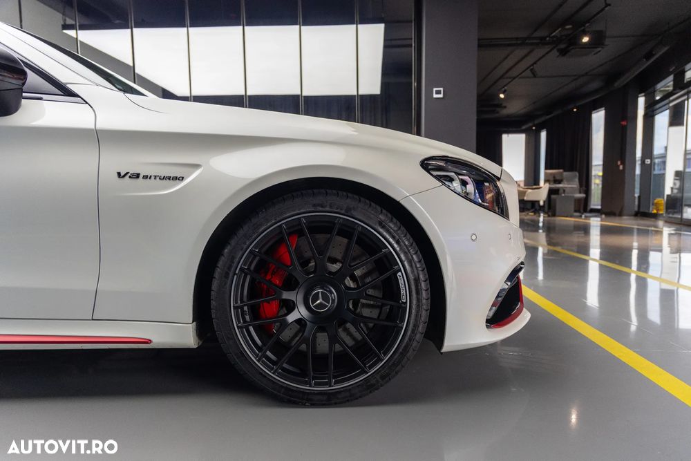 Mercedes-Benz C 63 AMG - 4