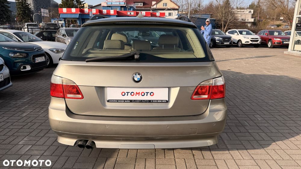 BMW Seria 5 525i - 5