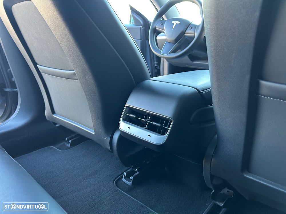 Tesla Model 3 Performance Dual Motor AWD - 19
