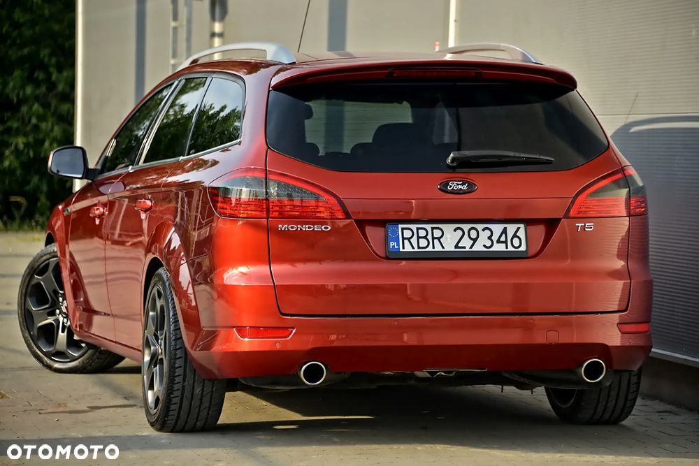 Ford Mondeo 2.5 Titanium X - 13
