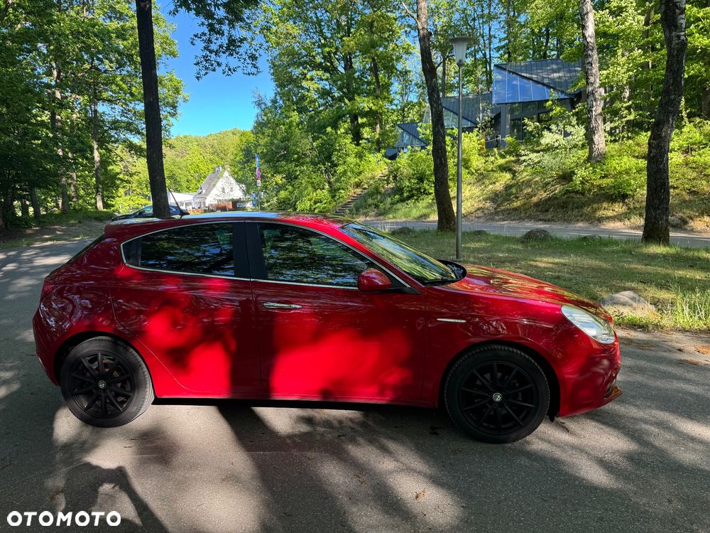 Alfa Romeo Giulietta 1.6 JTDM Distinctive - 2