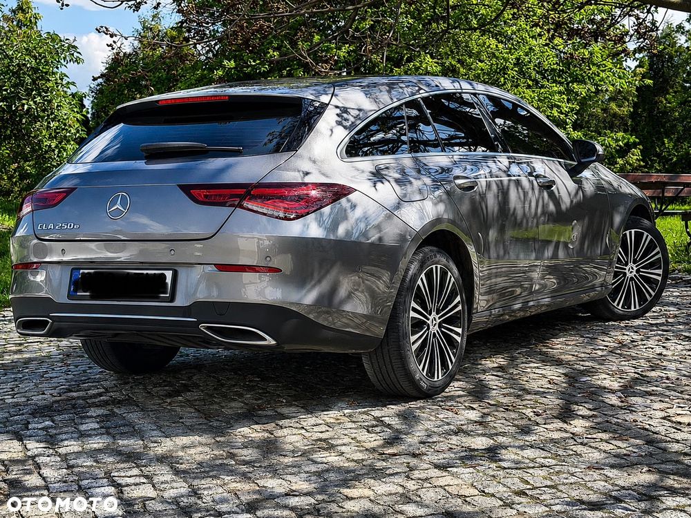 Mercedes-Benz CLA - 2