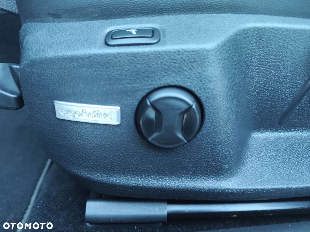 Volkswagen Golf 2.0 TDI BMT Highline DSG - 19