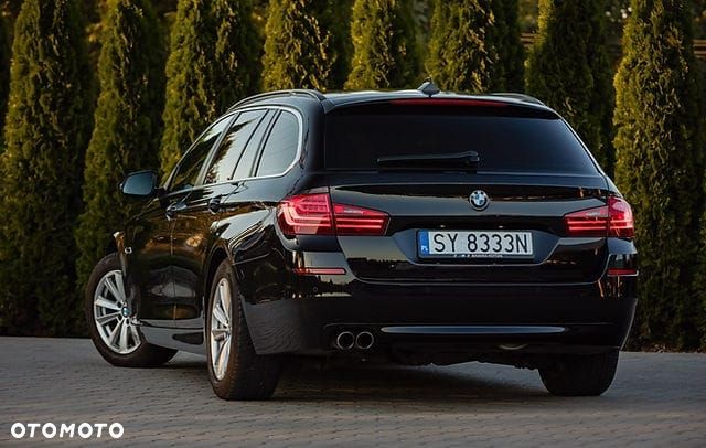 BMW Seria 5 525d - 9