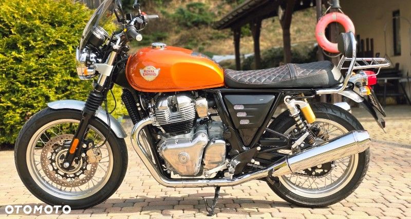 Royal Enfield Interceptor - 1