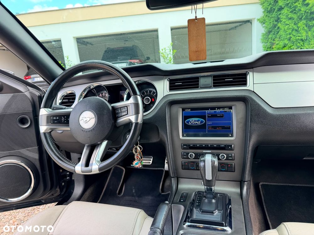 Ford Mustang 3.7 V6 Premium - 11