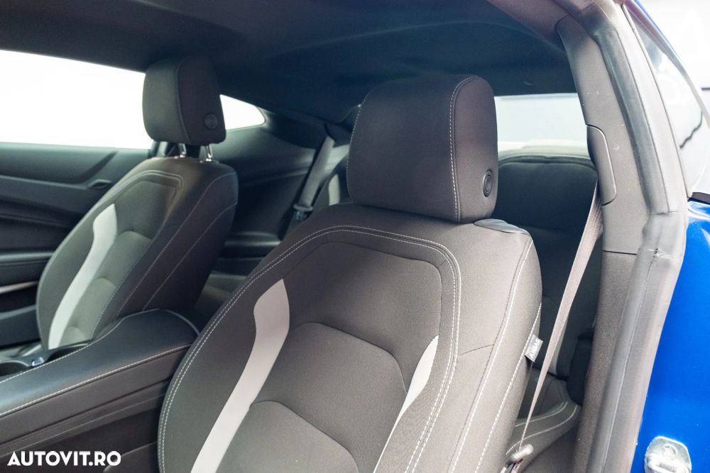 Chevrolet Camaro - 29