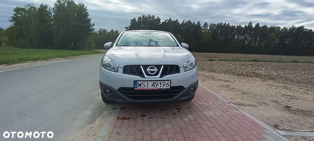Nissan Qashqai 1.6 visia - 2