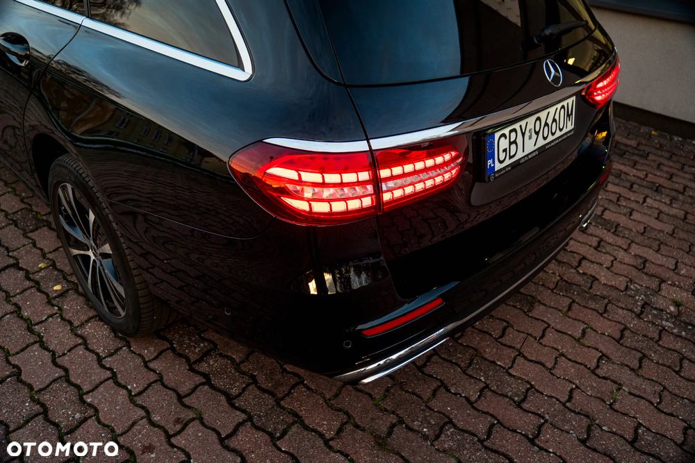 Mercedes-Benz Klasa E 300 AMG/Avantgarde - 7