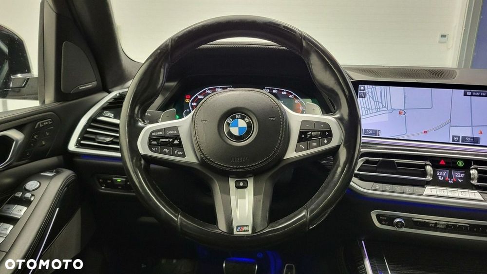 BMW X7 M50i sport - 15