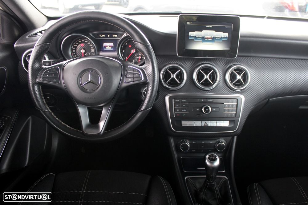 Mercedes-Benz A 180 d Urban - 9