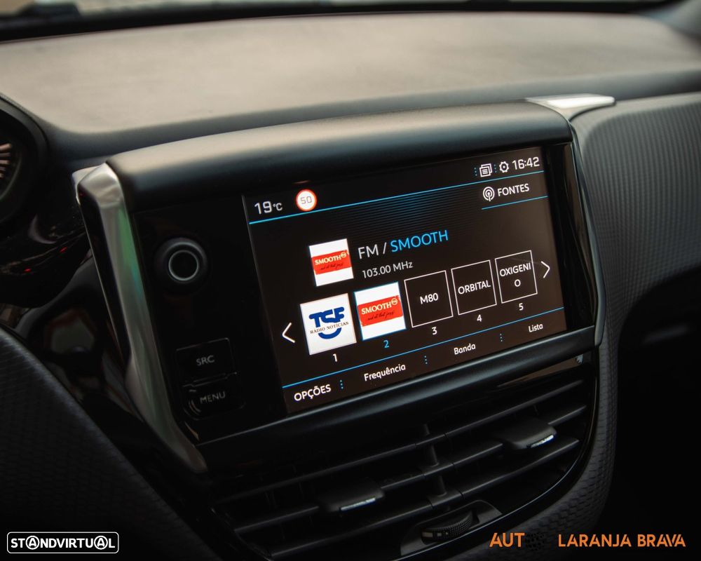 Peugeot 2008 1.2 PureTech Style - 17