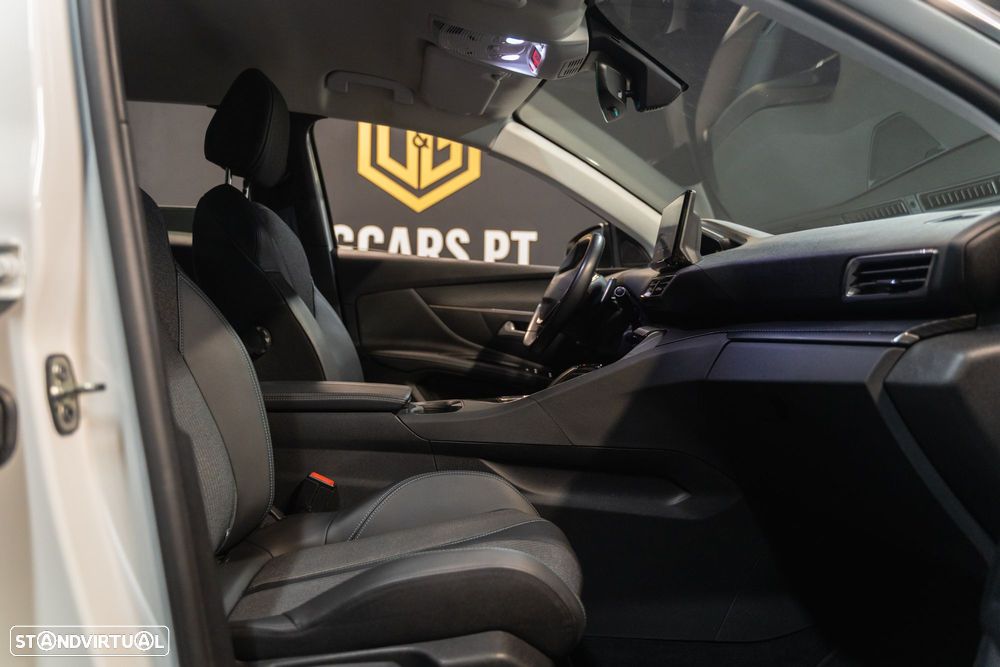 Peugeot 3008 1.6 Hybrid Allure Pack e-EAT8 - 17