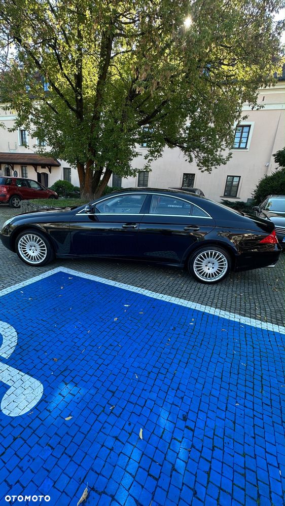 Mercedes-Benz CLS 500 - 32