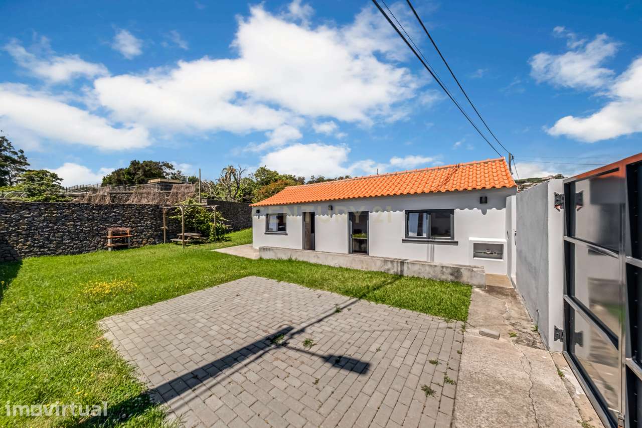 Moradia T1 com jardim e Licença de Alojamento Local Ativa Angra do Her - Grande imagem: 3/21