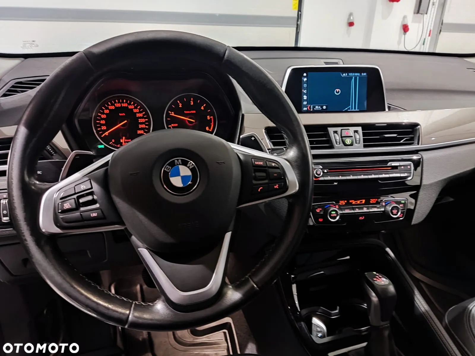 BMW X1 xDrive18d xLine - 15