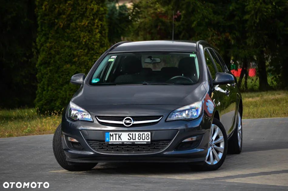 Opel Astra 1.4 Turbo Style - 12