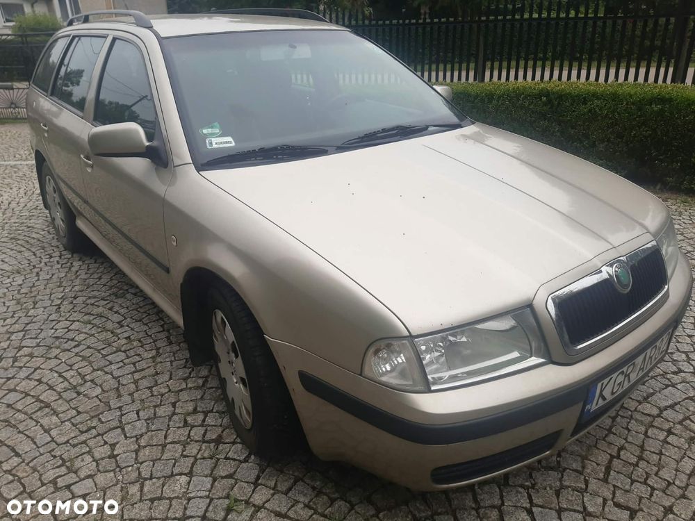 Skoda Octavia - 2