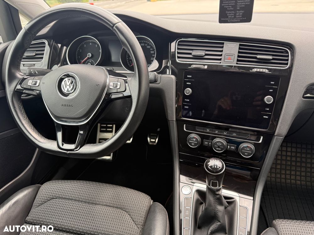 Volkswagen Golf 1.2 TSI BlueMotion Technology Allstar - 25