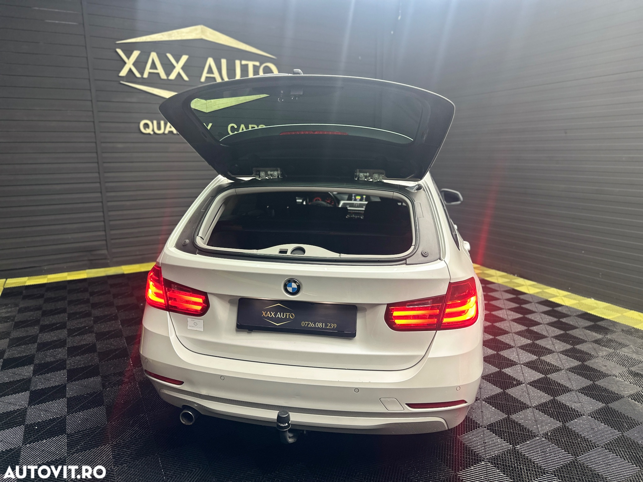 BMW Seria 3 320d Touring Aut. Sport Line - 13