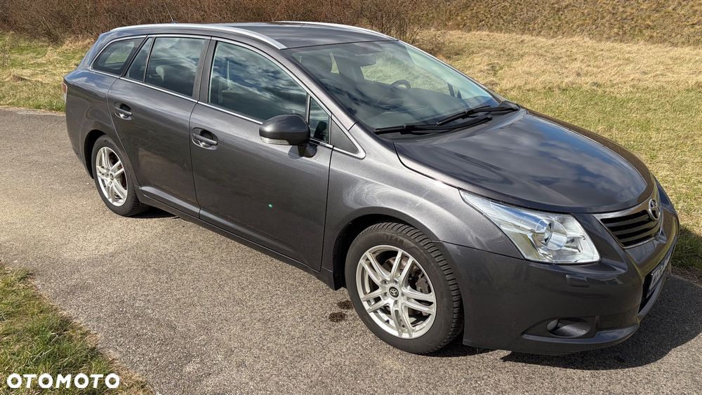 Toyota Avensis 2.0 Executive - 2