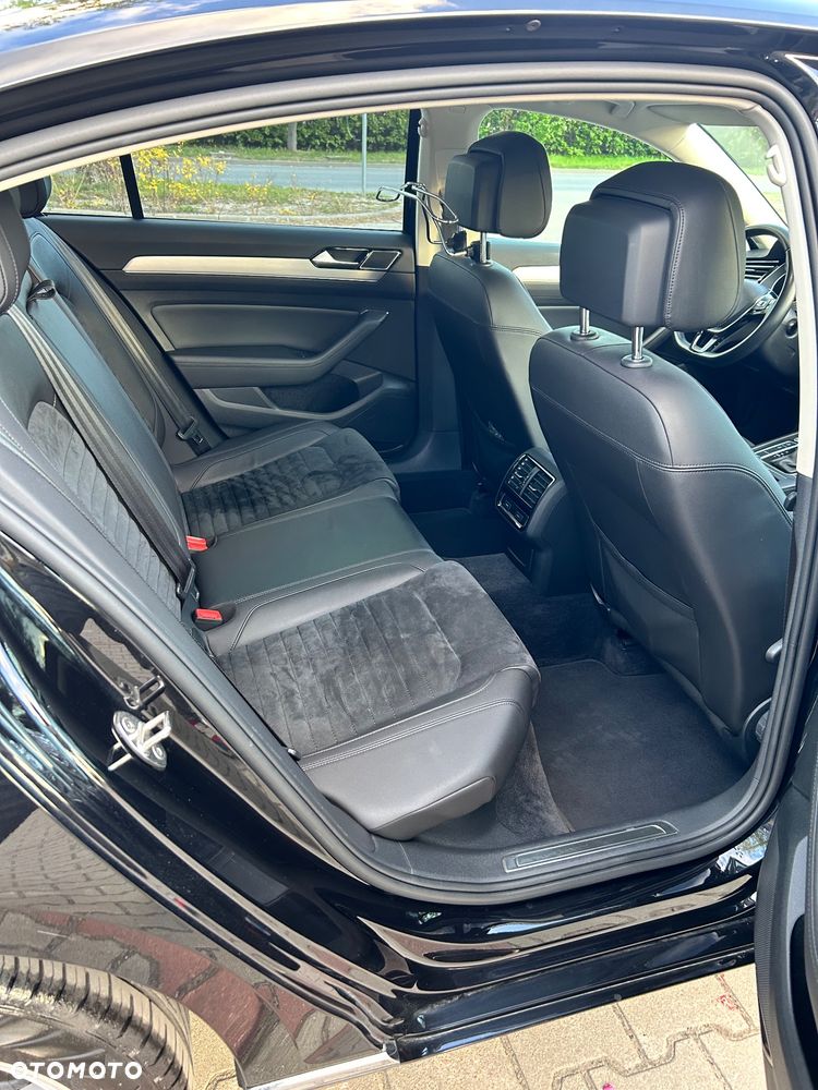 Volkswagen Passat - 7