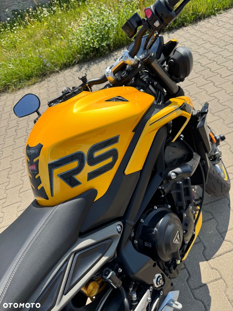 Triumph Street Triple - 9