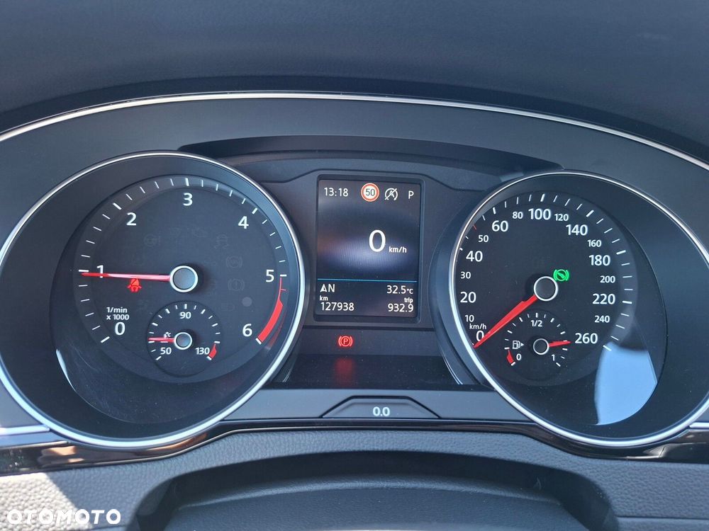 Volkswagen Passat - 19