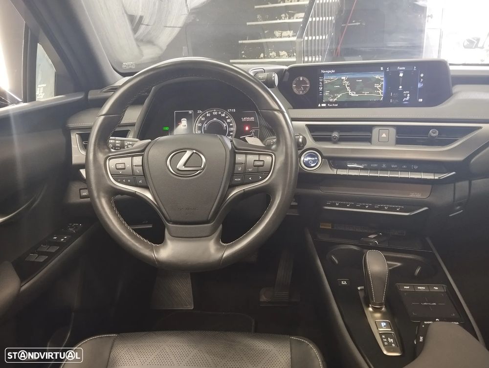 Lexus UX 300e Luxury+TAE+JLL18 - 23