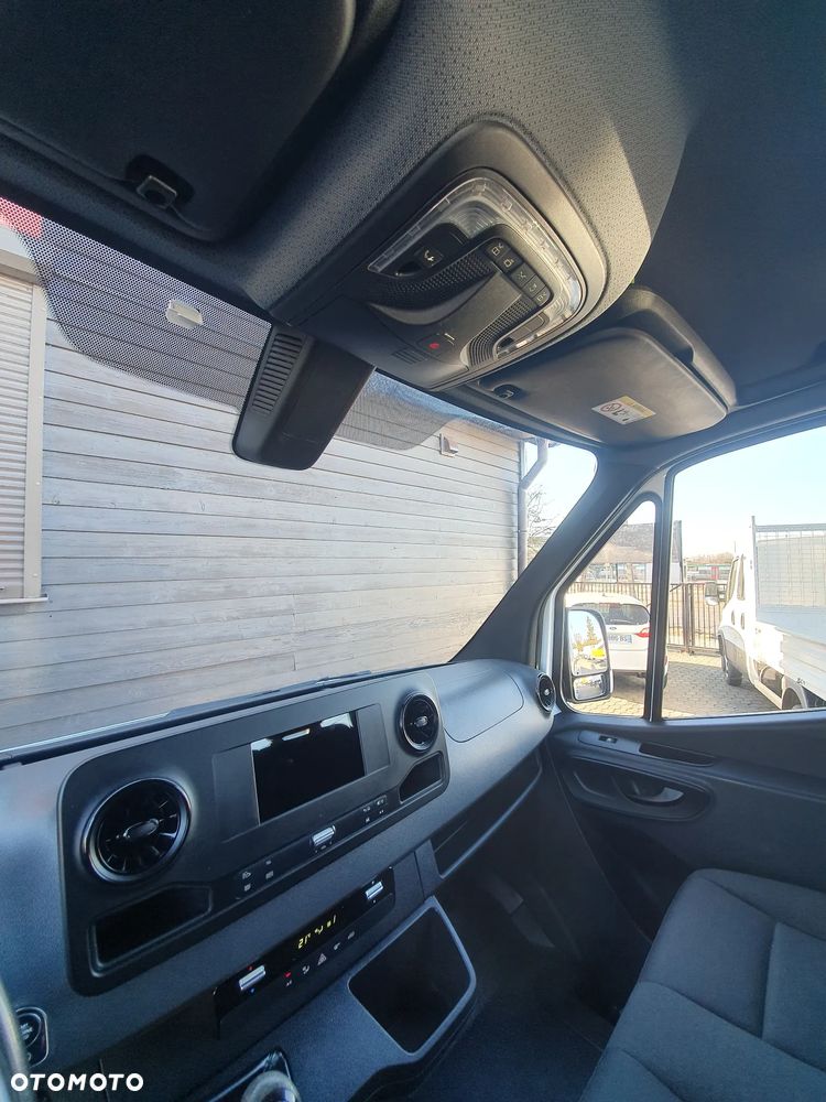 Mercedes-Benz SPRINTER - 36