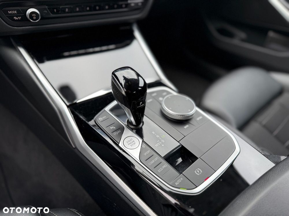 BMW Seria 3 - 23