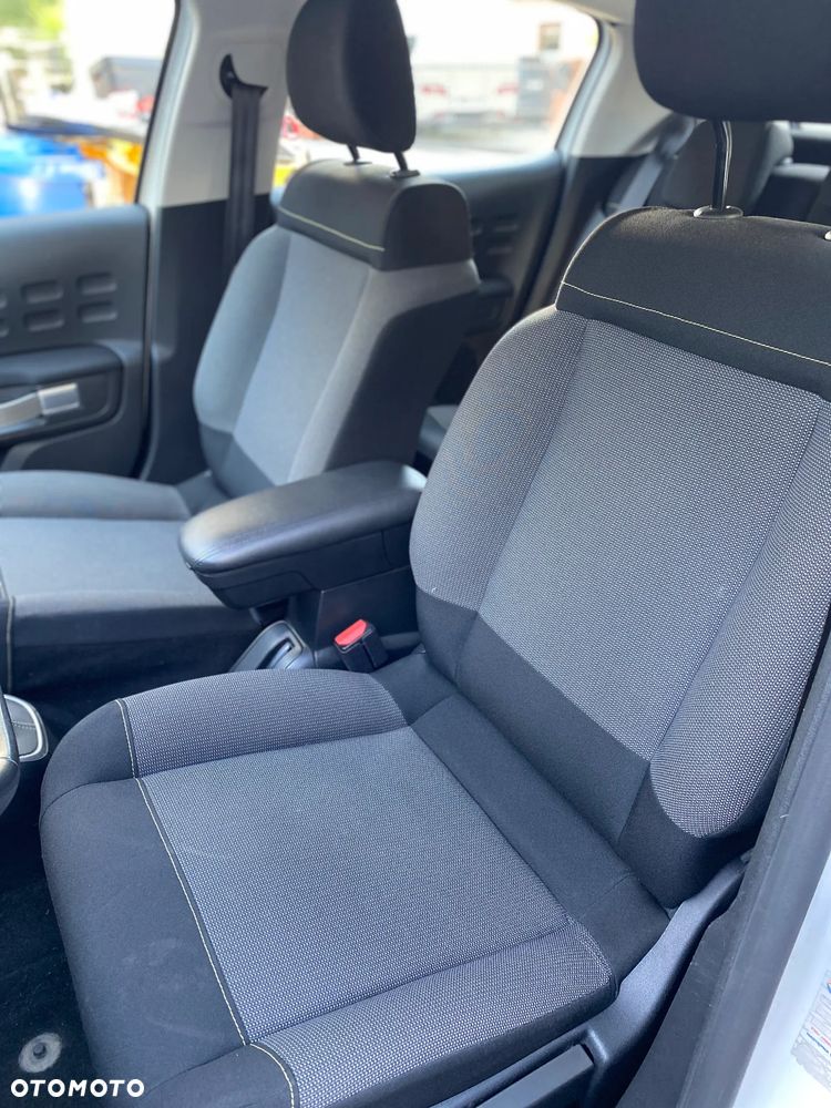 Citroën C3 1.2 PureTech Shine EAT6 - 23