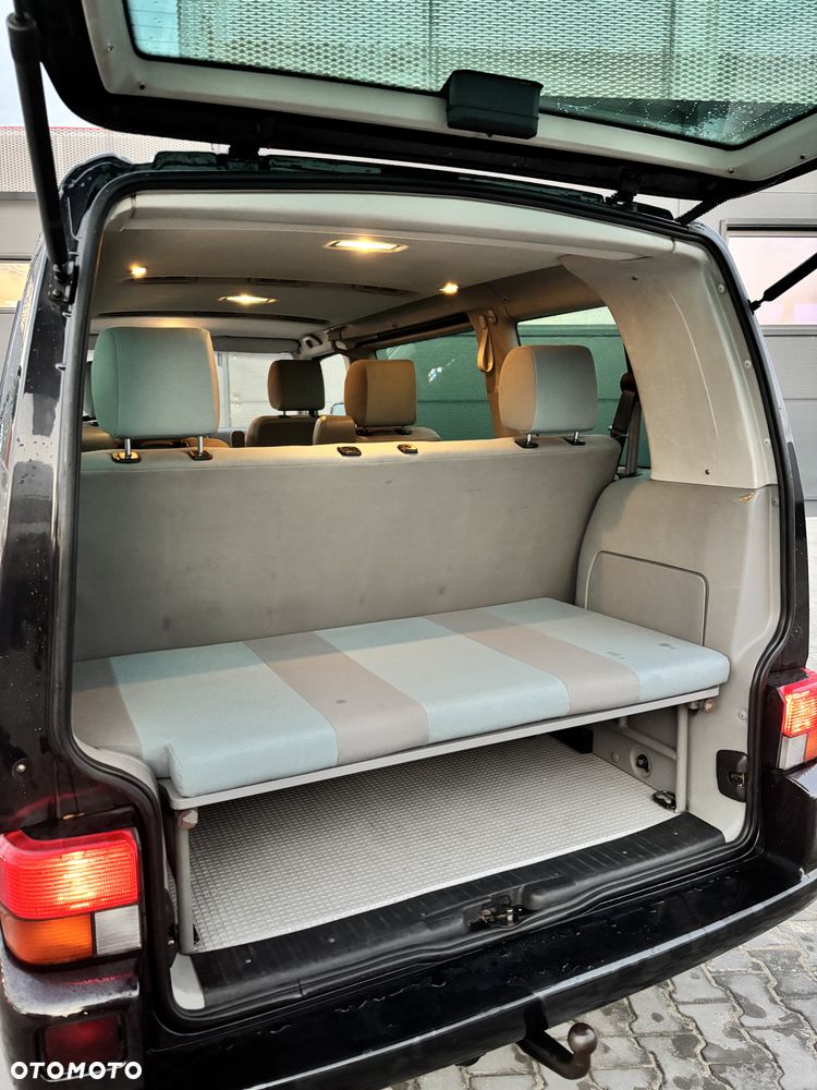 Volkswagen Multivan Standard - 10