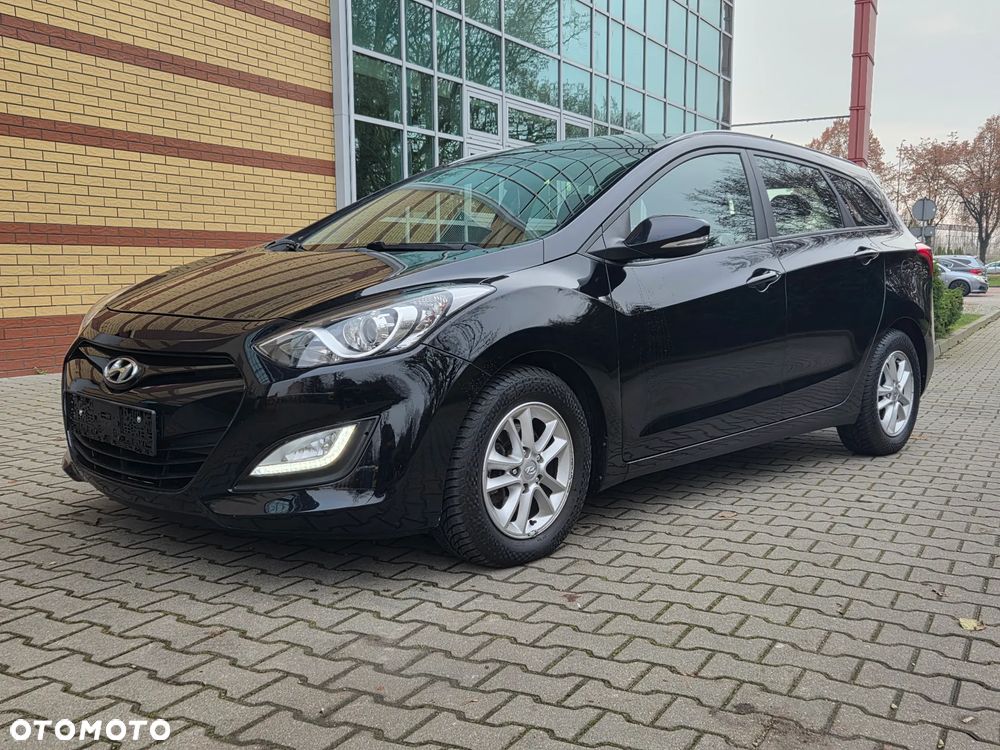 Hyundai i30 i30cw 1.6 CRDi Trend - 1