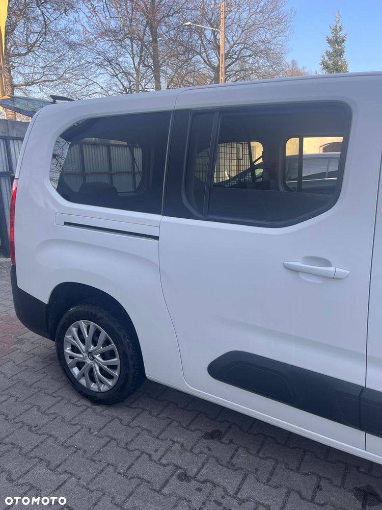 Citroën Berlingo XL BlueHDi 130 FEEL - 16