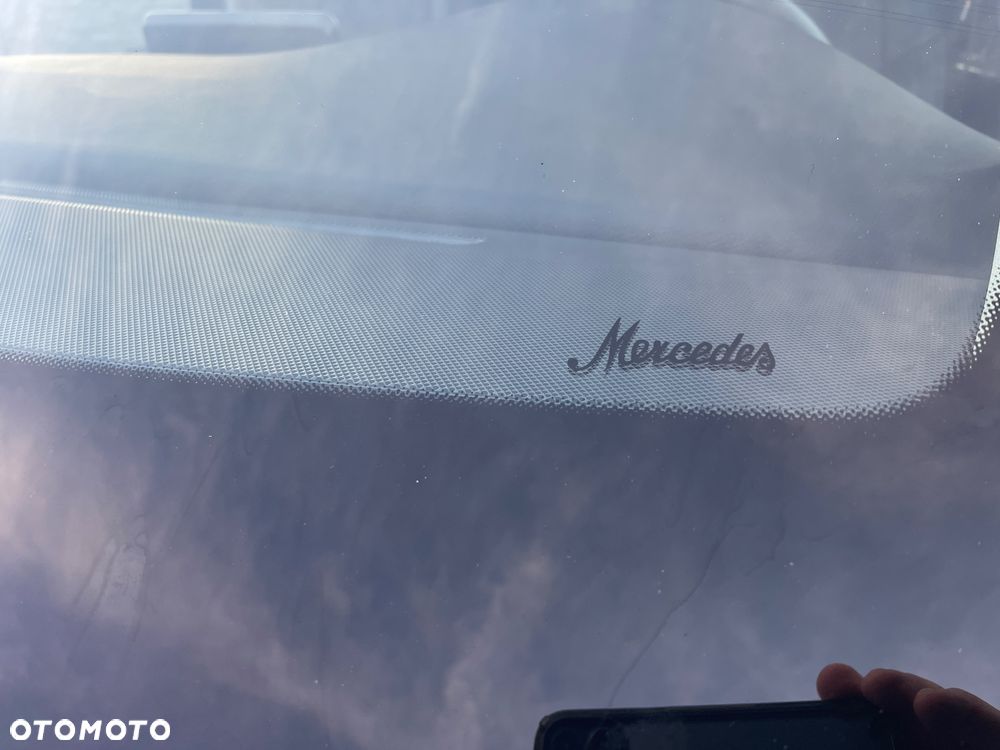 Mercedes-Benz Klasa V 300 d Avantgarde 9G-Tronic (ekstra d³) - 39