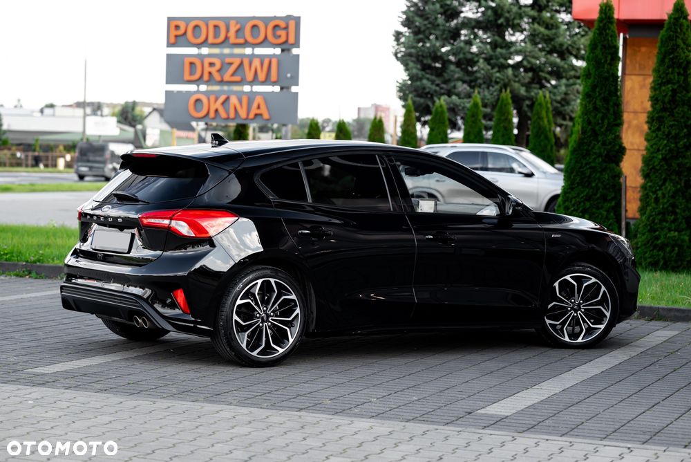 Ford Focus 1.0 EcoBoost ST-Line X - 16