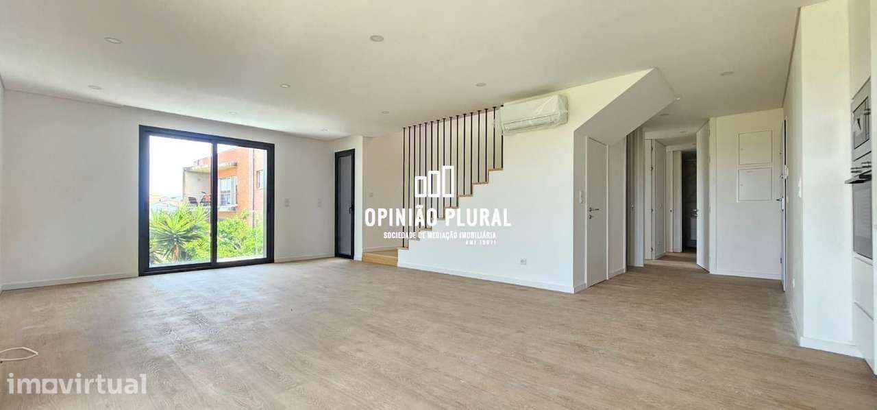 Moderno Duplex T4 em Valadares: Conforto e Estilo - Grande imagem: 4/33