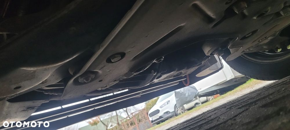 Renault TRAFIC 2 - 16